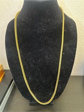 Vintage Gold Tone Herringbone Chain Necklace (c. 1985–1995)